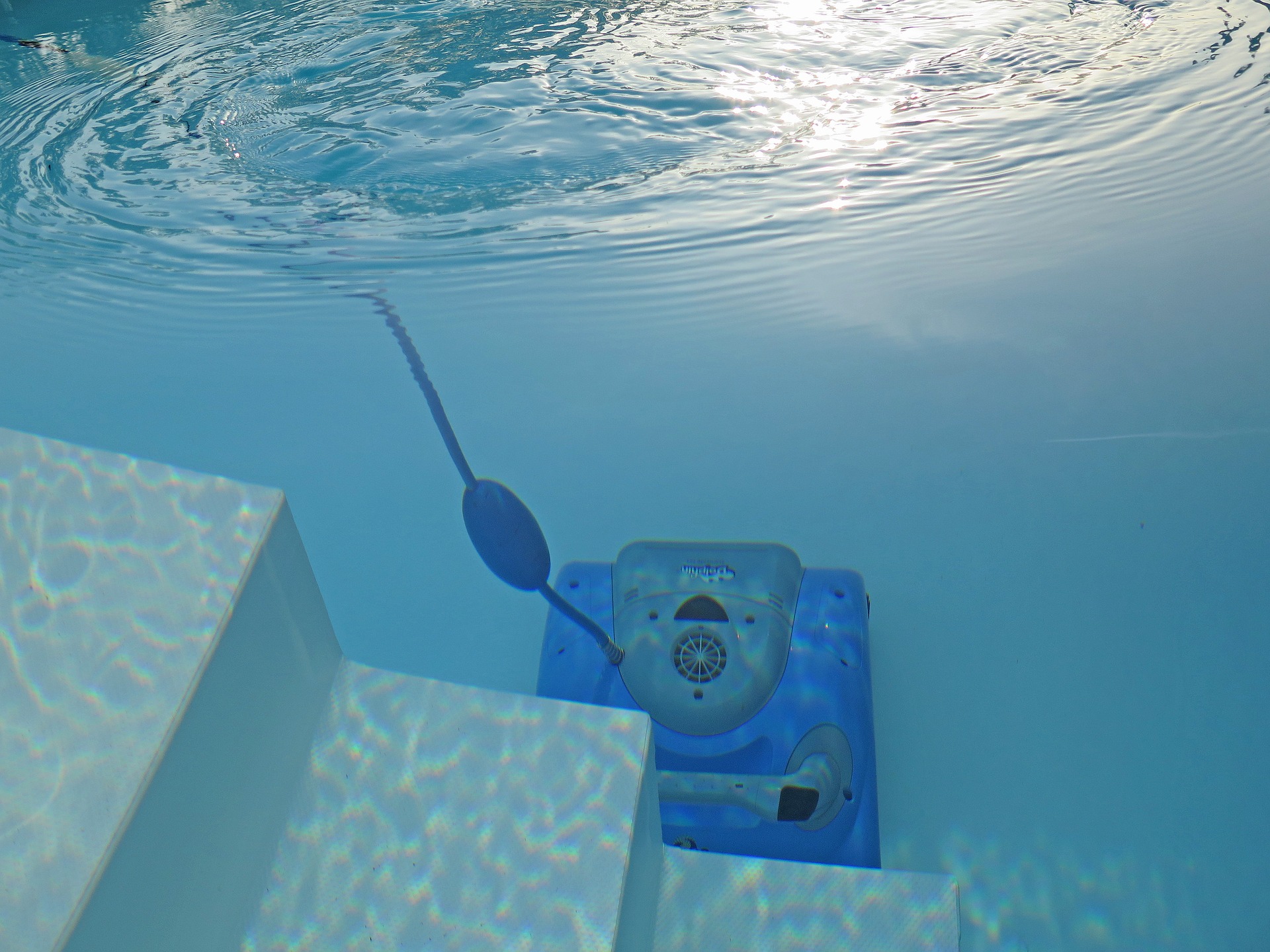 Las mejores marcas de limpiafondos para piscina en internet